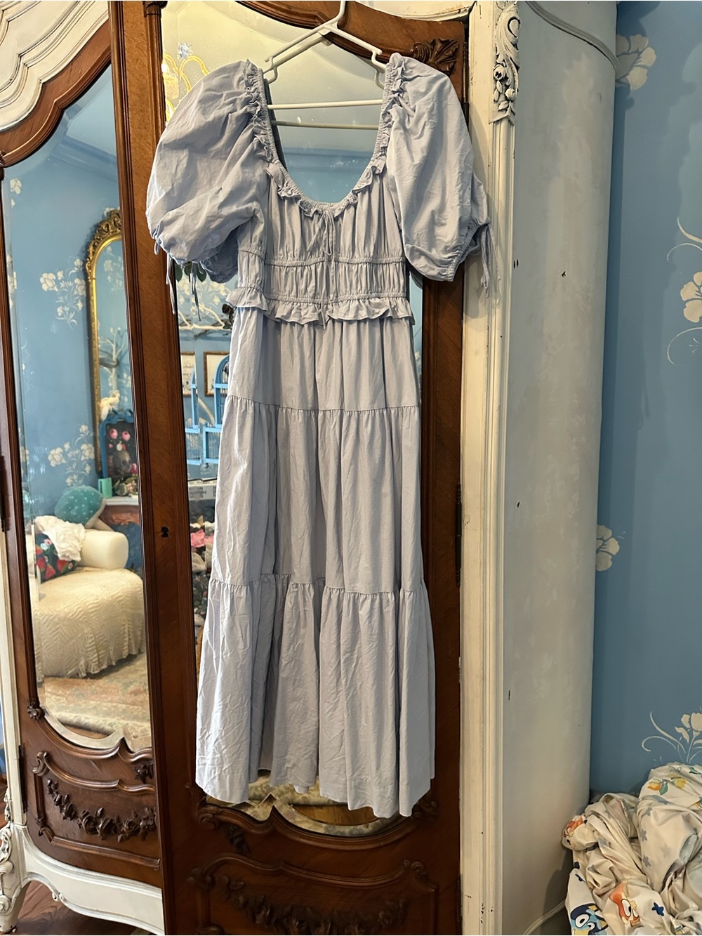 En Saison Light Blue Puff-Sleeve Tiered Dress